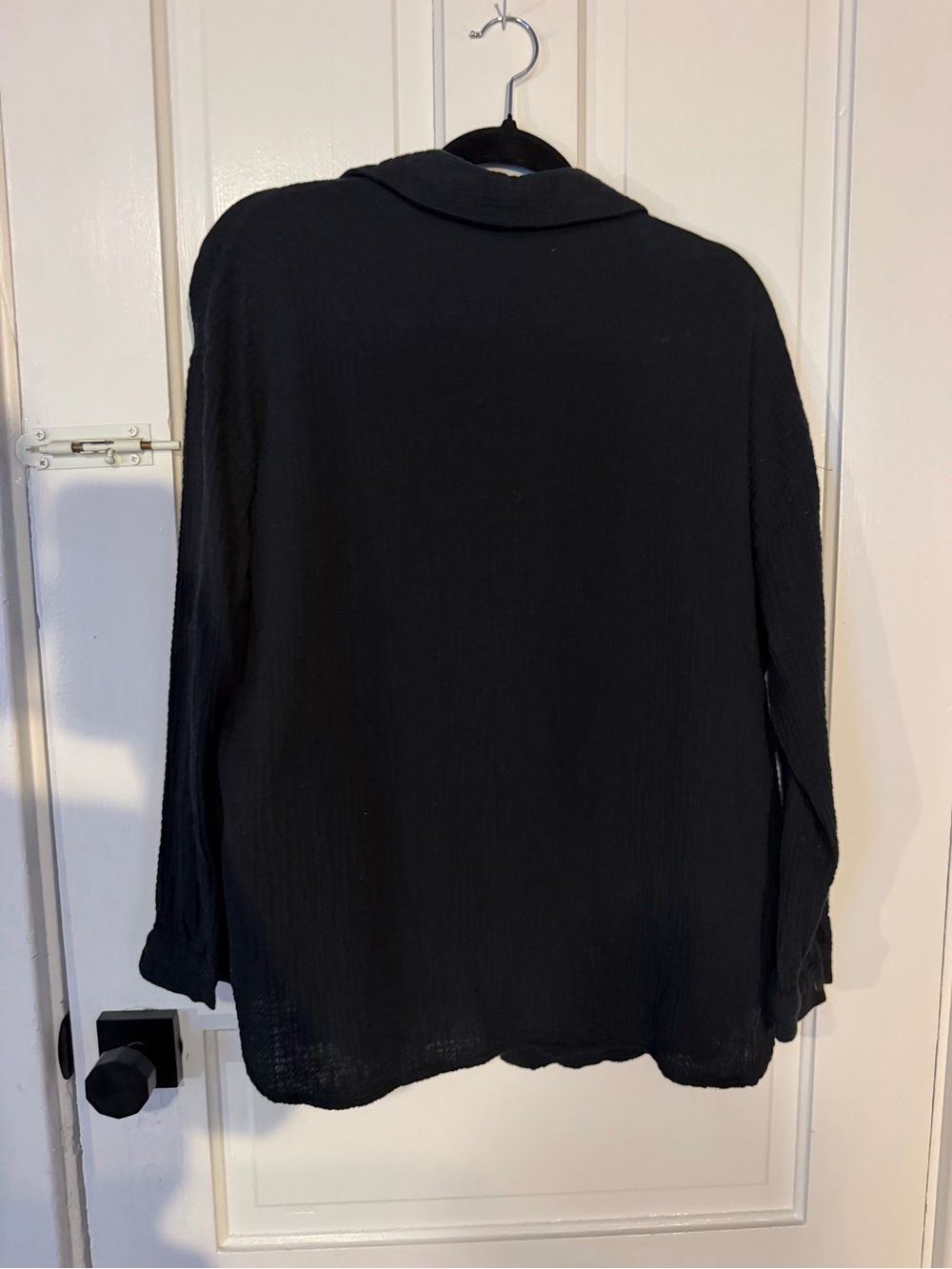 Black Button-Up Lightweight Shirt Jacket - Picture 2 of 3